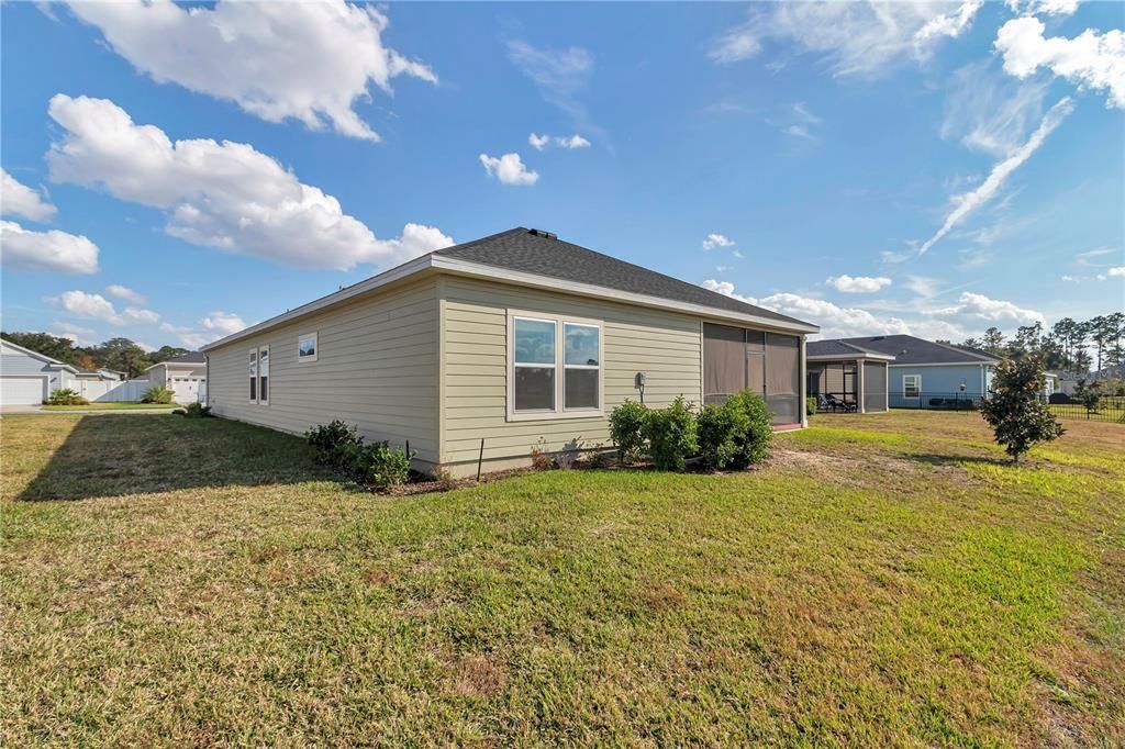 For Sale: $285,000 (3 beds, 2 baths, 1755 Square Feet)