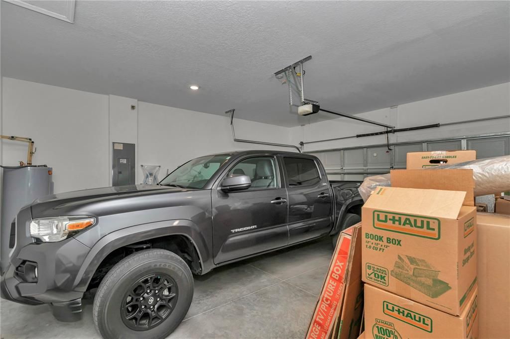 For Sale: $285,000 (3 beds, 2 baths, 1755 Square Feet)