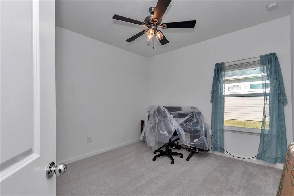 For Sale: $285,000 (3 beds, 2 baths, 1755 Square Feet)