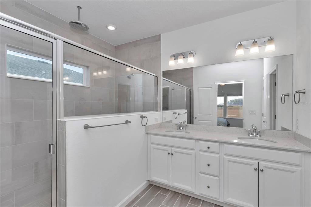 For Sale: $285,000 (3 beds, 2 baths, 1755 Square Feet)