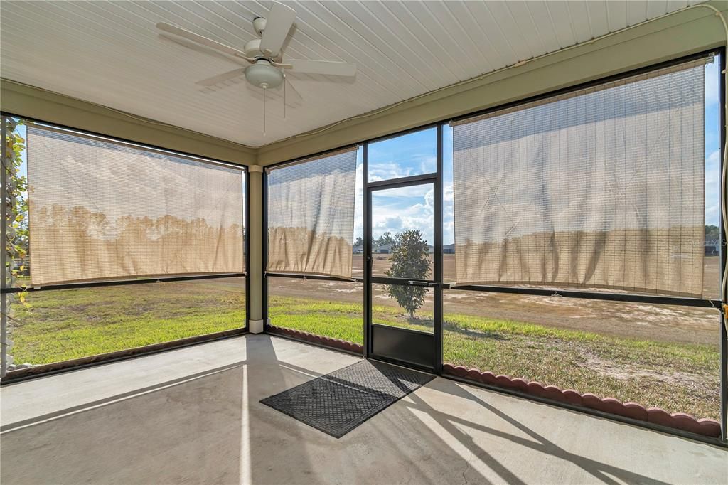 For Sale: $285,000 (3 beds, 2 baths, 1755 Square Feet)