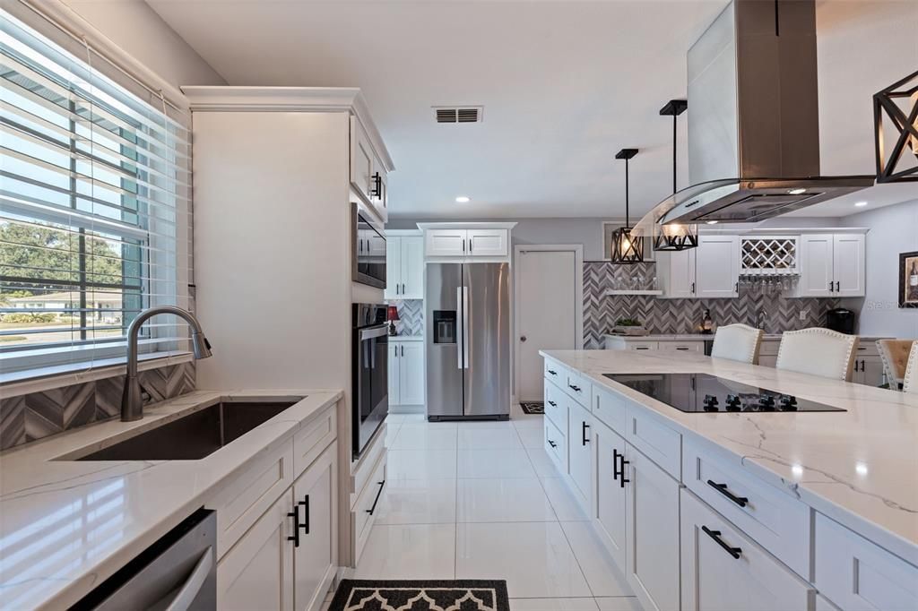 For Sale: $625,000 (3 beds, 2 baths, 1607 Square Feet)