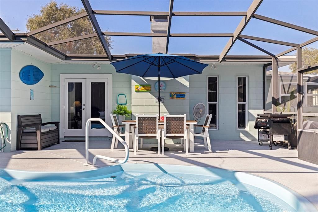 For Sale: $625,000 (3 beds, 2 baths, 1607 Square Feet)