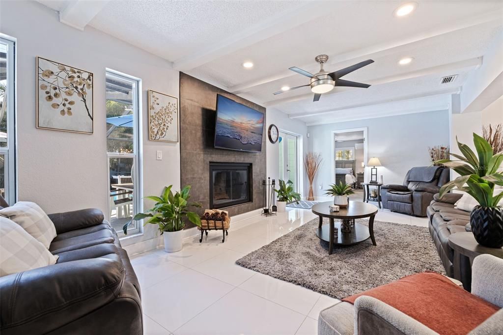 For Sale: $625,000 (3 beds, 2 baths, 1607 Square Feet)