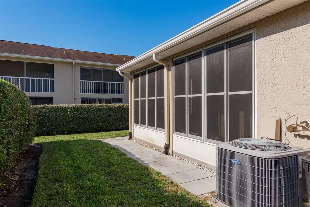 For Sale: $300,000 (3 beds, 2 baths, 1435 Square Feet)