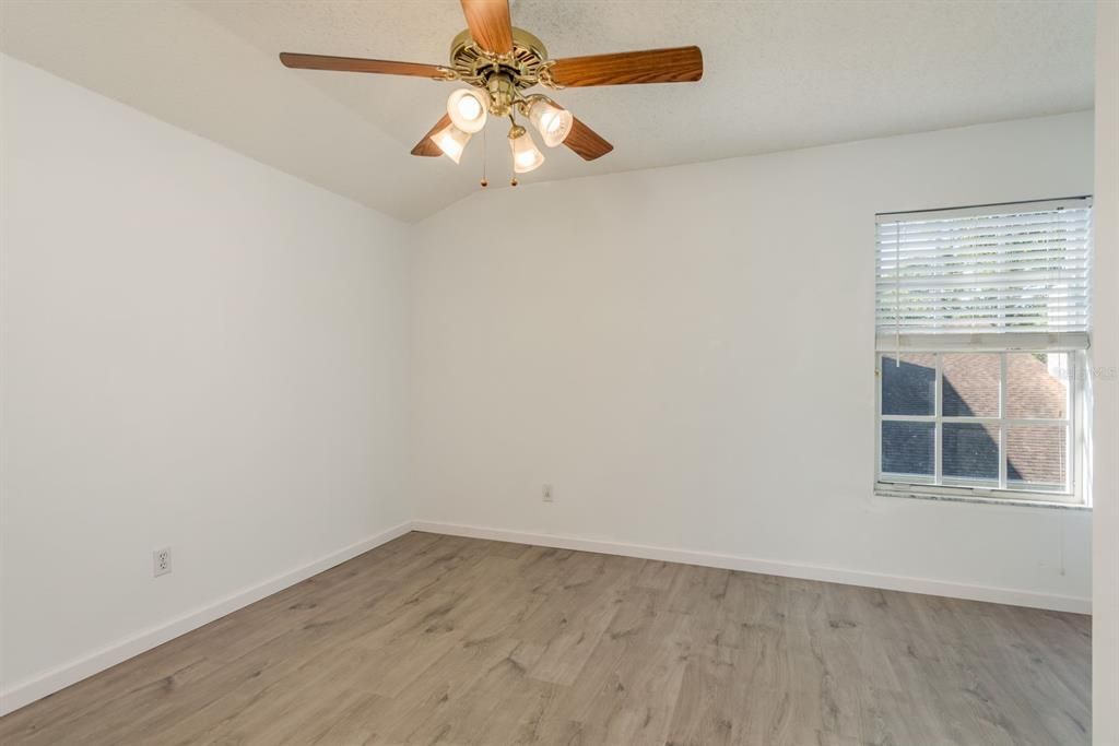 For Sale: $300,000 (3 beds, 2 baths, 1435 Square Feet)