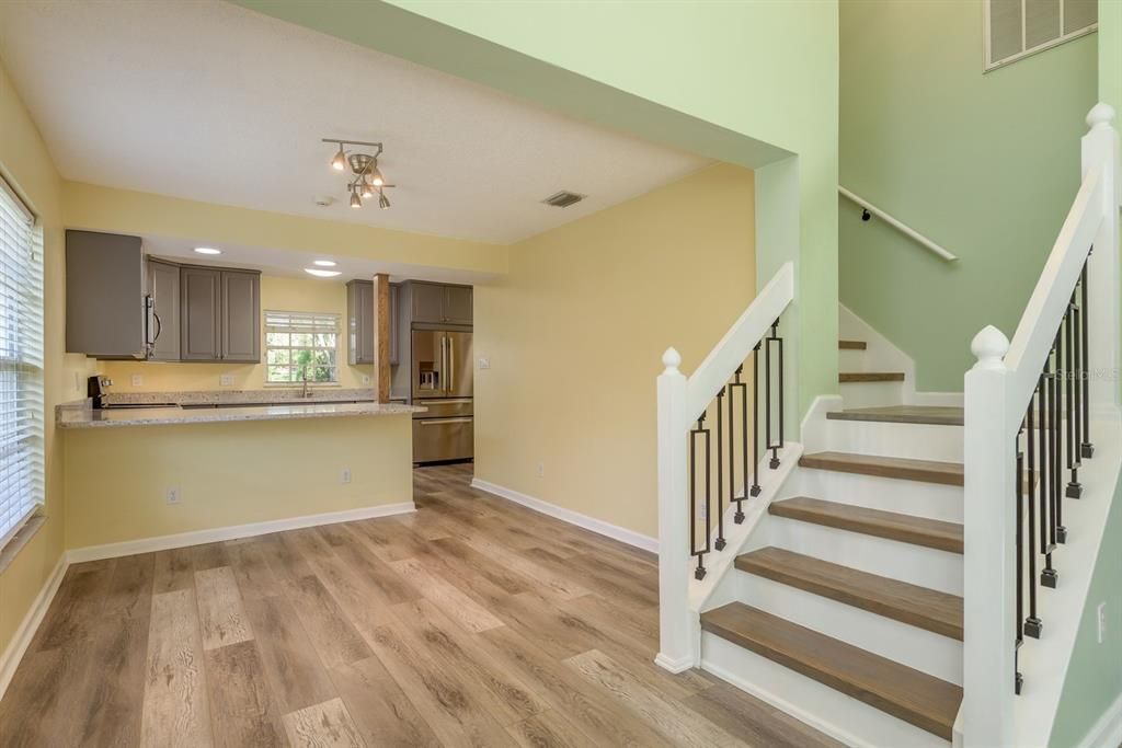 For Sale: $300,000 (3 beds, 2 baths, 1435 Square Feet)