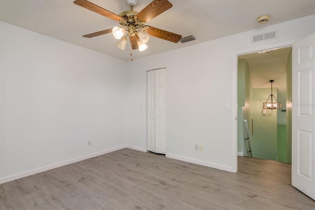 For Sale: $300,000 (3 beds, 2 baths, 1435 Square Feet)