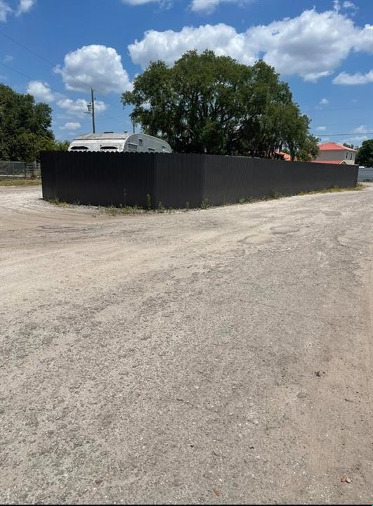 待售: $100,000 (0.09 acres)