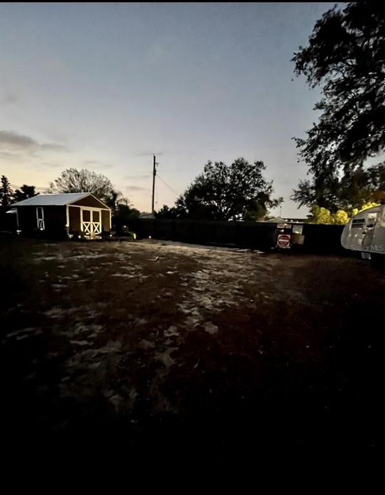 待售: $100,000 (0.09 acres)