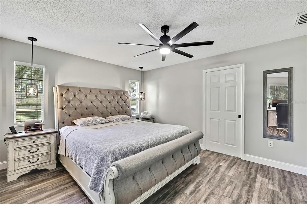 На продажу: $1,125,000 (3 спален, 2 ванн, 2257 Квадратных фут)