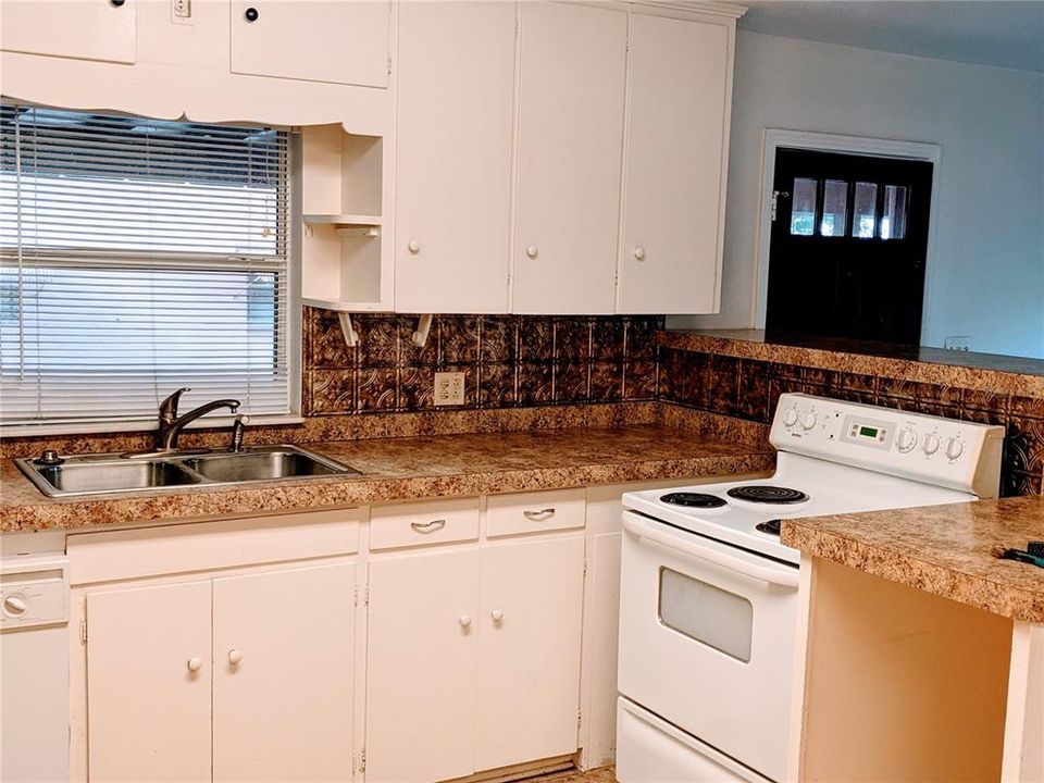 В аренду: $2,500 (2 спален, 2 ванн, 1409 Квадратных фут)