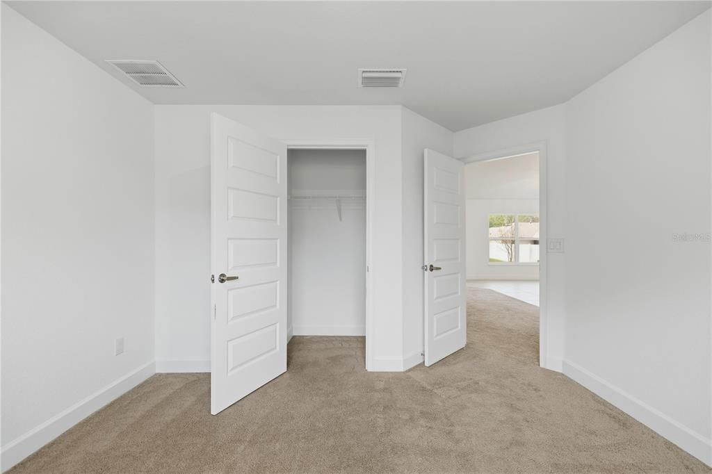 Под контрактом: $265,000 (4 спален, 2 ванн, 1754 Квадратных фут)