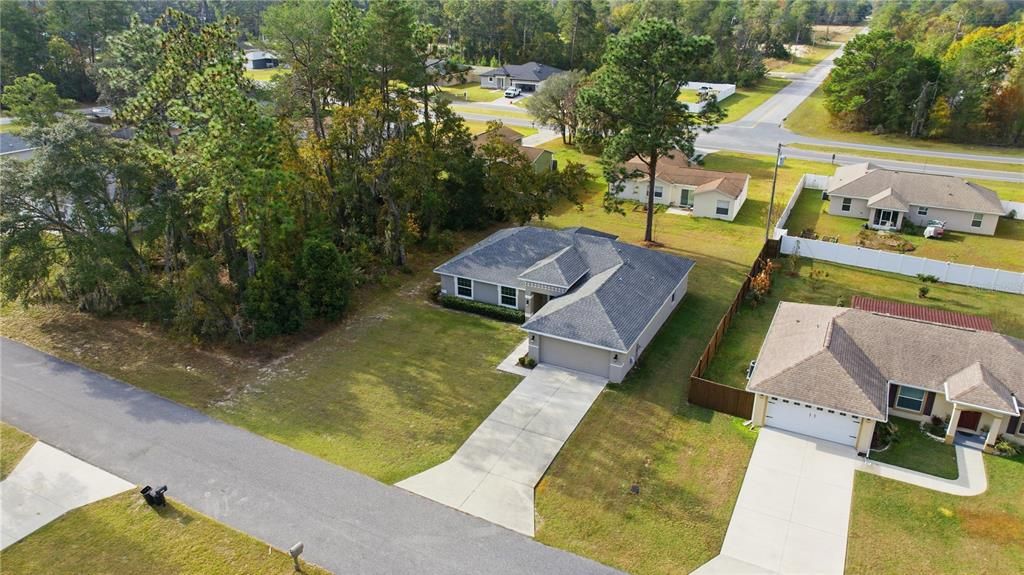 Под контрактом: $265,000 (4 спален, 2 ванн, 1754 Квадратных фут)