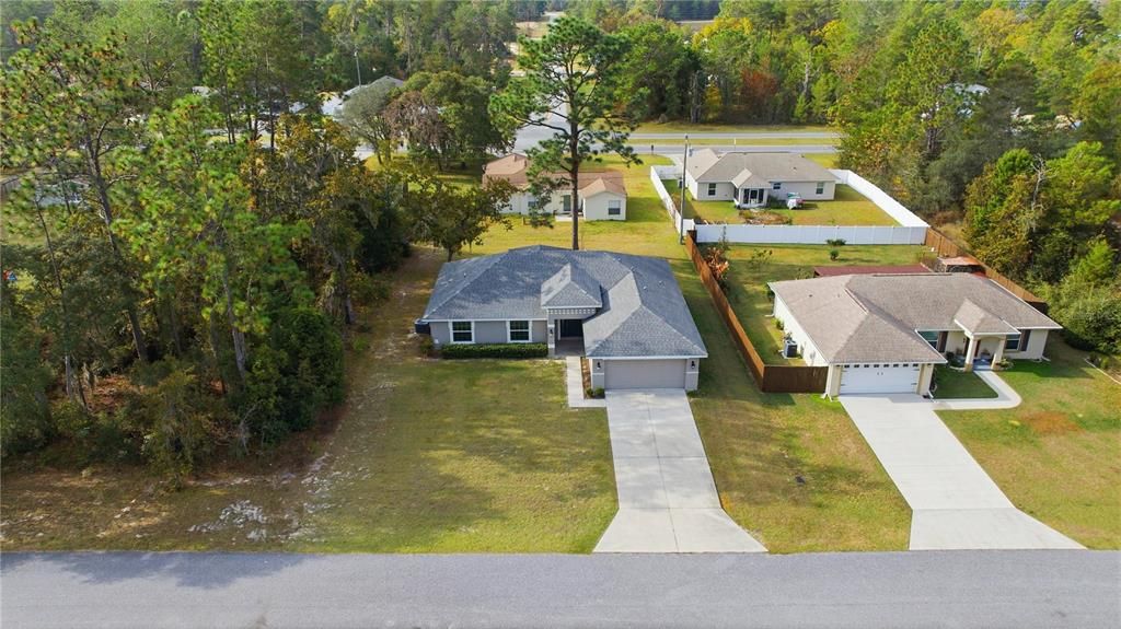 Под контрактом: $265,000 (4 спален, 2 ванн, 1754 Квадратных фут)