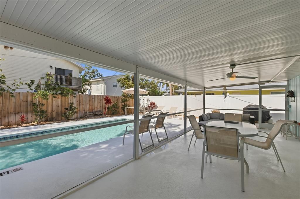 For Sale: $824,900 (2 beds, 2 baths, 1080 Square Feet)