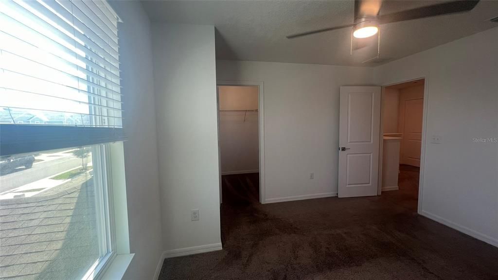 出租: $2,400 (3 贝兹, 2 浴室, 1687 平方英尺)