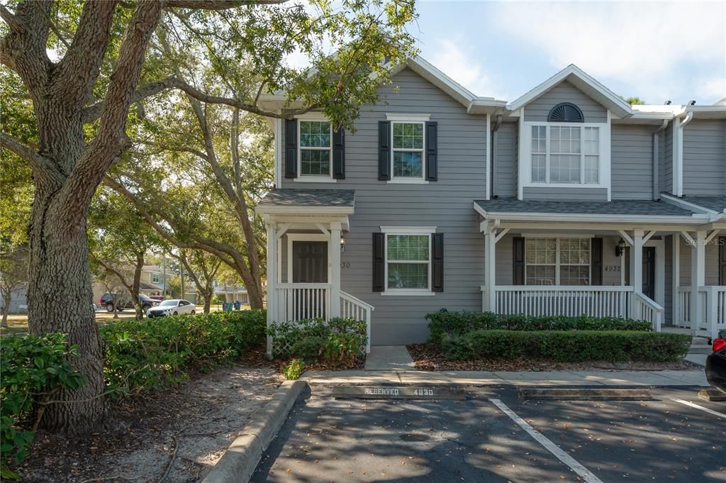 For Sale: $310,000 (2 beds, 2 baths, 1292 Square Feet)