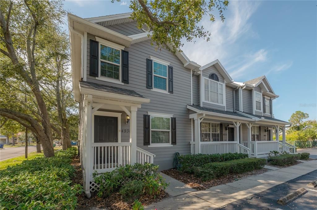 For Sale: $310,000 (2 beds, 2 baths, 1292 Square Feet)