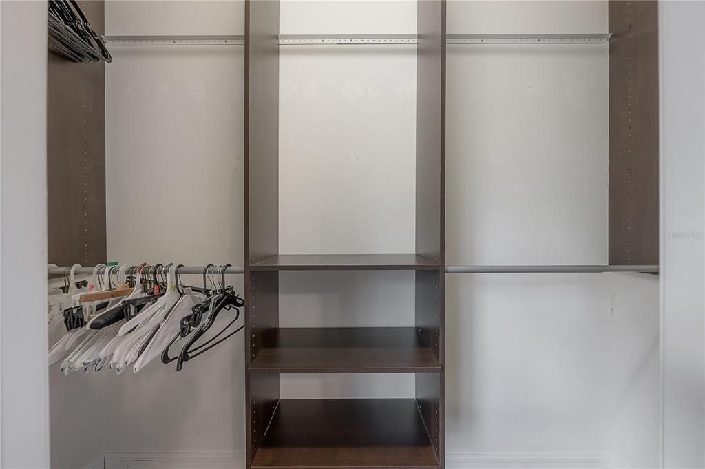 For Sale: $310,000 (2 beds, 2 baths, 1292 Square Feet)