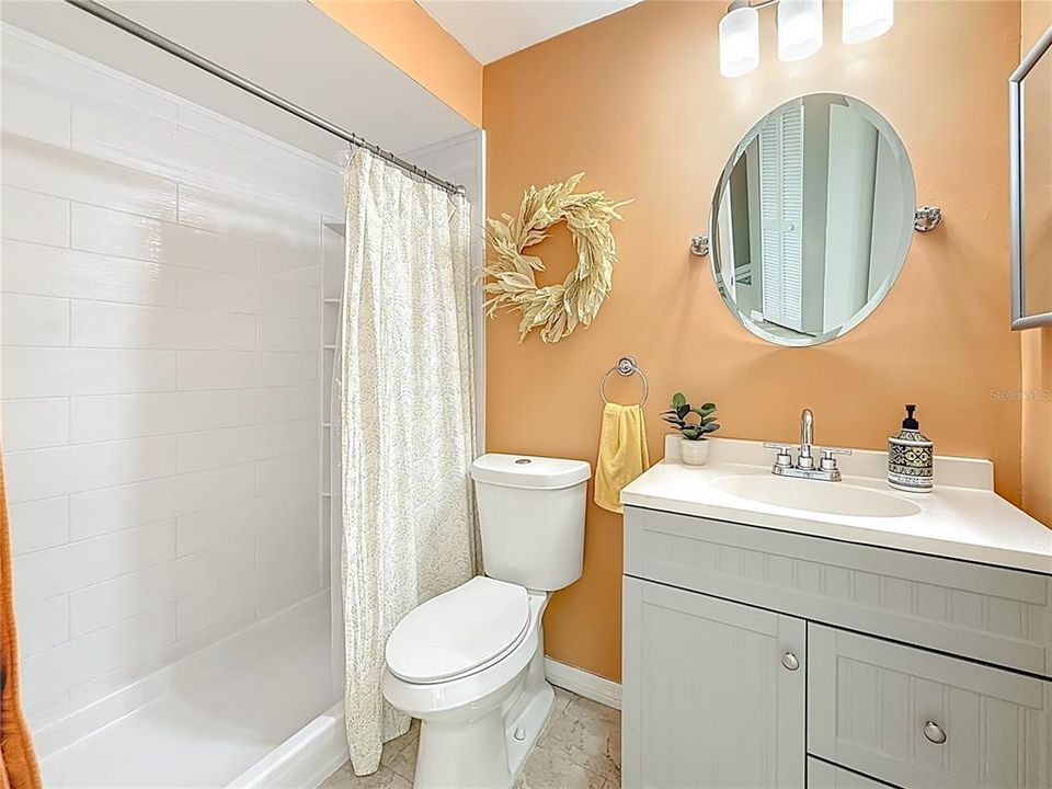 For Sale: $315,000 (2 beds, 2 baths, 1197 Square Feet)