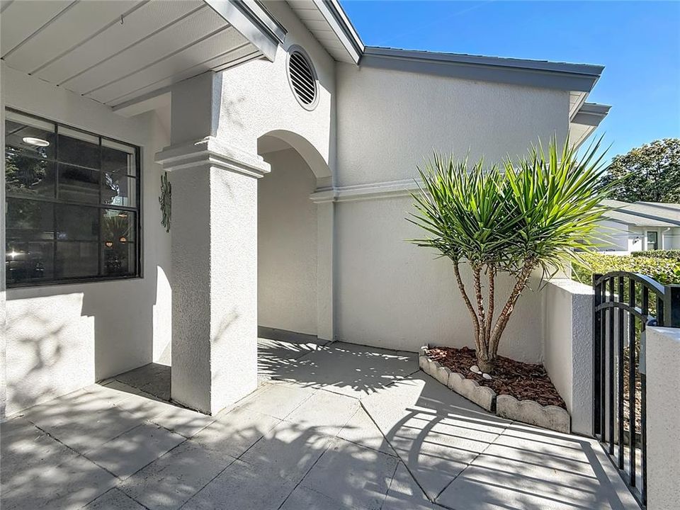 For Sale: $315,000 (2 beds, 2 baths, 1197 Square Feet)