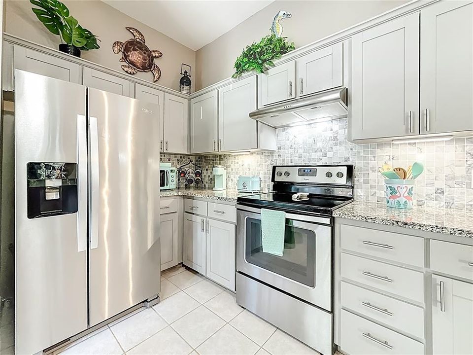 For Sale: $315,000 (2 beds, 2 baths, 1197 Square Feet)