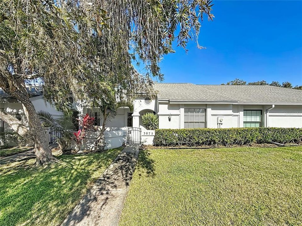 For Sale: $315,000 (2 beds, 2 baths, 1197 Square Feet)