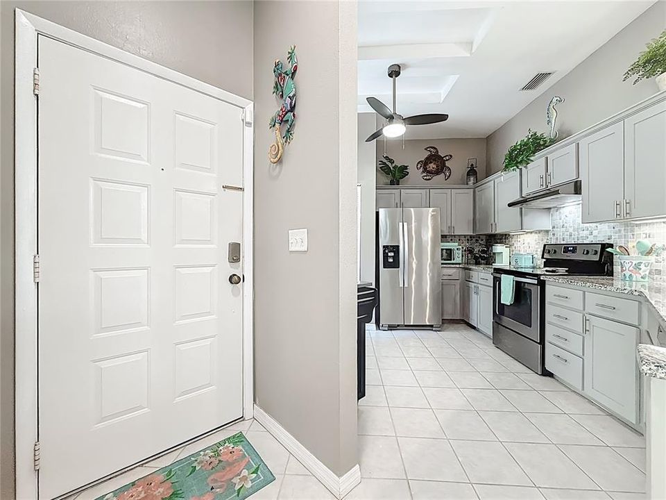 For Sale: $315,000 (2 beds, 2 baths, 1197 Square Feet)