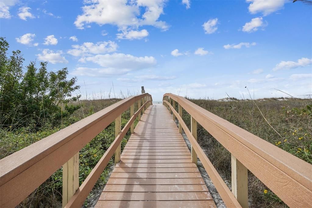 待售: $715,000 (2 贝兹, 2 浴室, 870 平方英尺)