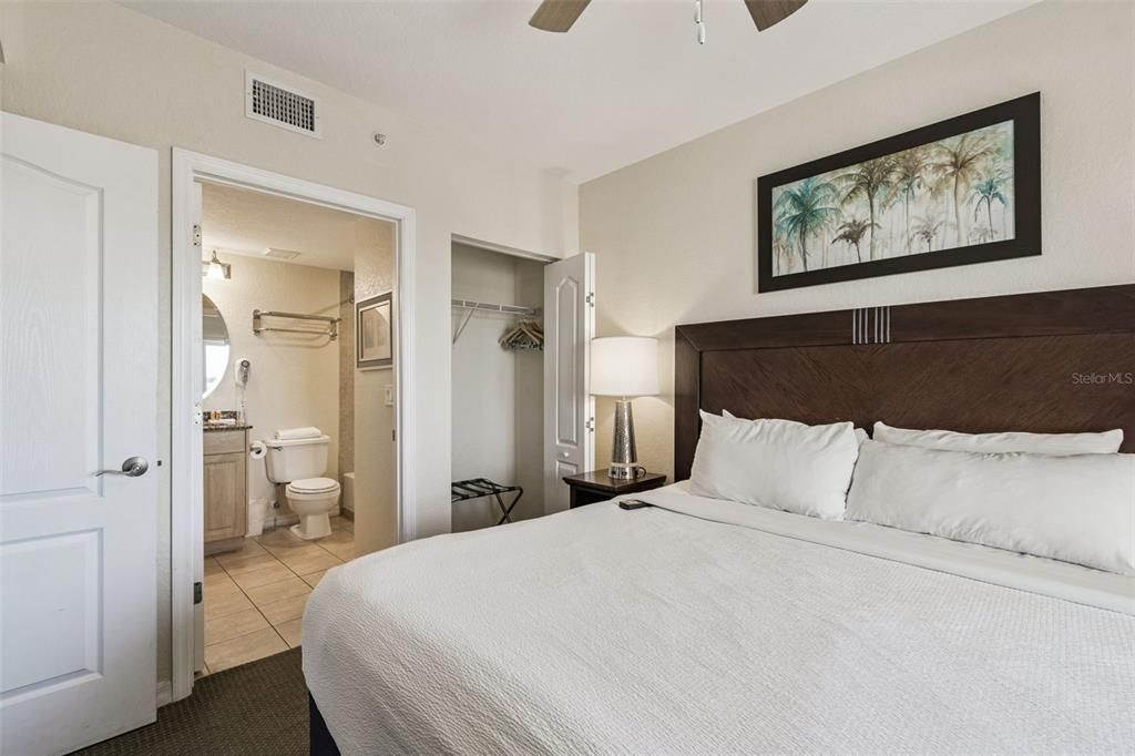 待售: $715,000 (2 贝兹, 2 浴室, 870 平方英尺)