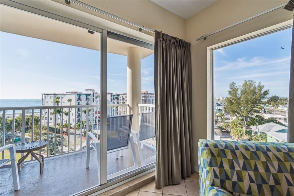 待售: $715,000 (2 贝兹, 2 浴室, 870 平方英尺)