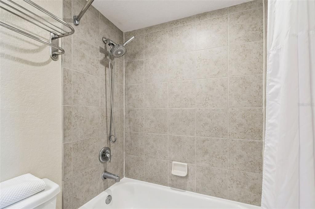 待售: $715,000 (2 贝兹, 2 浴室, 870 平方英尺)