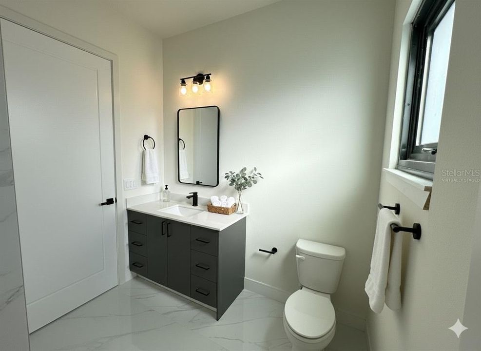 На продажу: $419,000 (4 спален, 3 ванн, 2153 Квадратных фут)