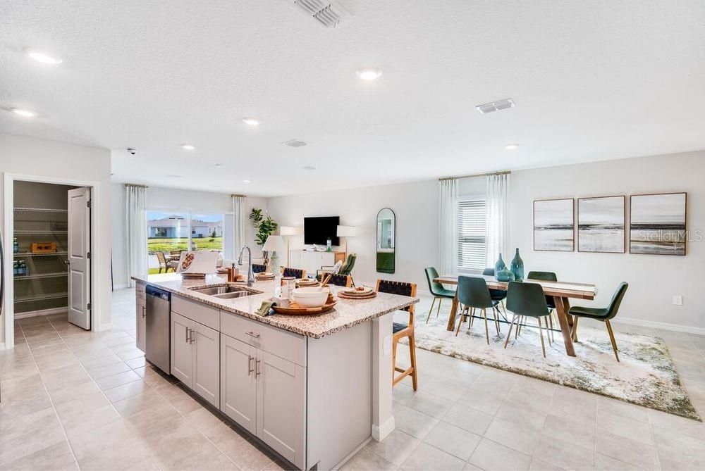 For Sale: $384,834 (4 beds, 3 baths, 2106 Square Feet)