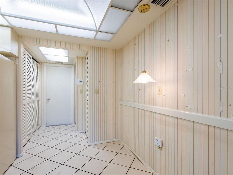 待售: $325,000 (2 贝兹, 2 浴室, 1794 平方英尺)