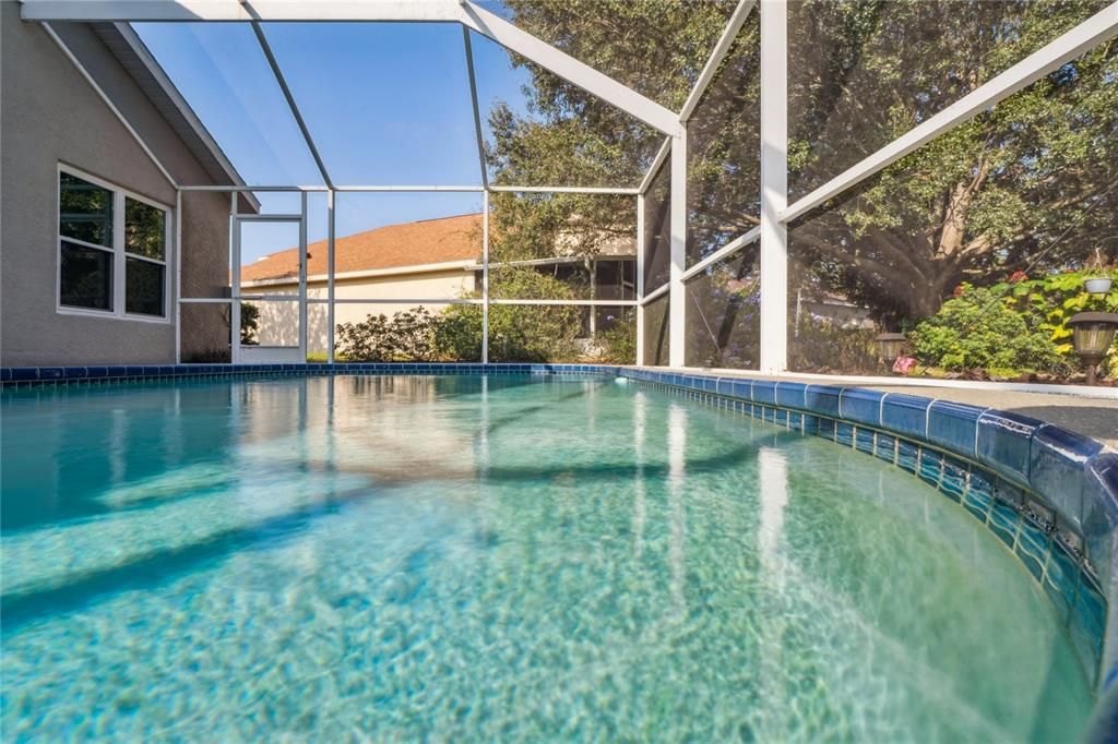 待售: $329,900 (2 贝兹, 2 浴室, 1614 平方英尺)