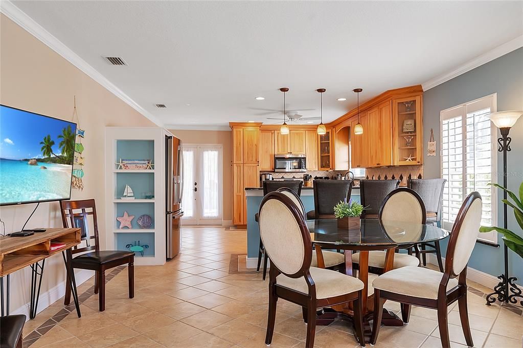 For Sale: $1,375,000 (3 beds, 2 baths, 1602 Square Feet)