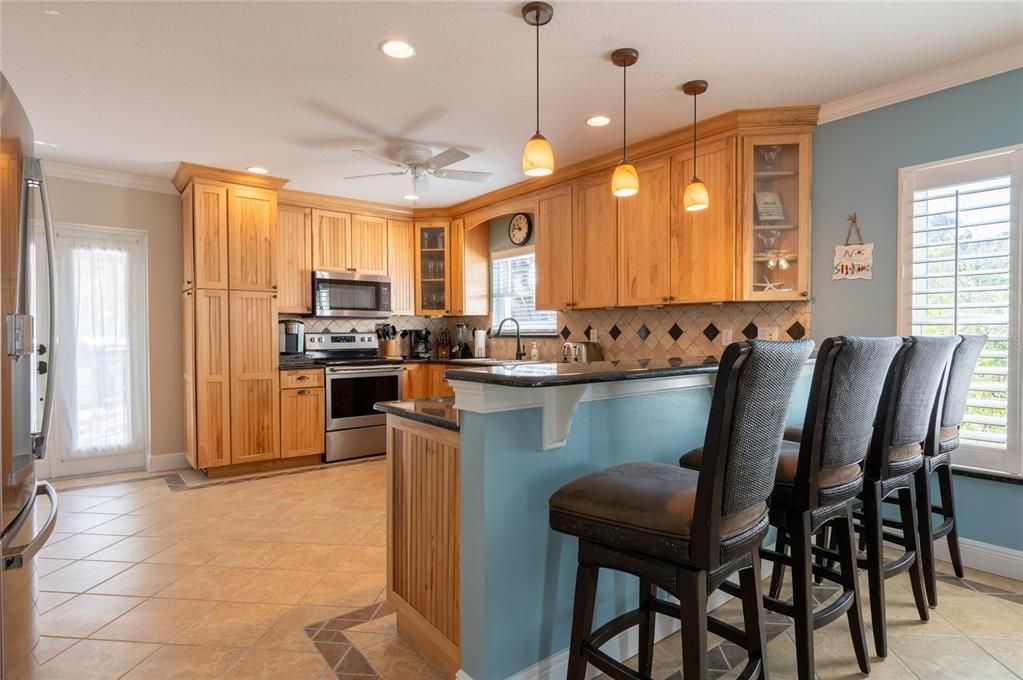 For Sale: $1,375,000 (3 beds, 2 baths, 1602 Square Feet)