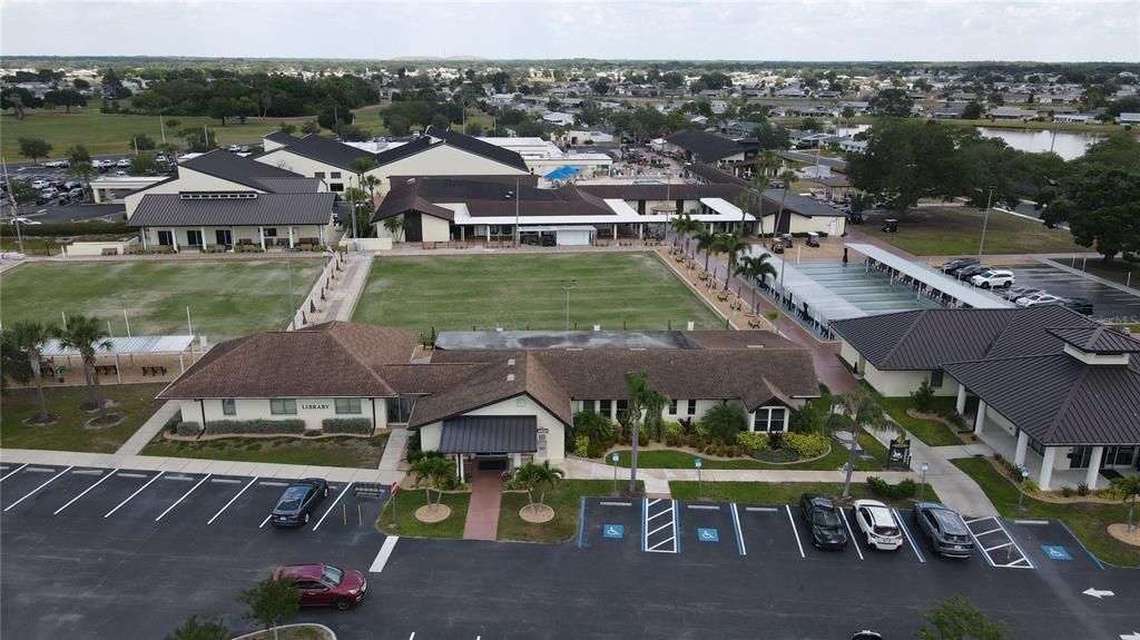 На продажу: $225,000 (2 спален, 2 ванн, 1393 Квадратных фут)