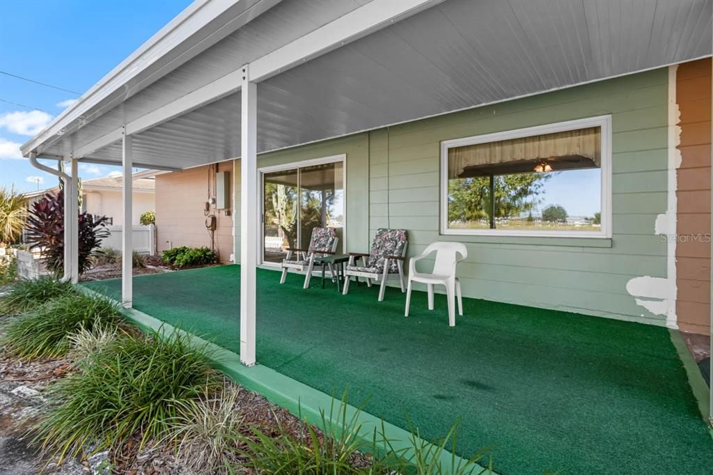 На продажу: $225,000 (2 спален, 2 ванн, 1393 Квадратных фут)