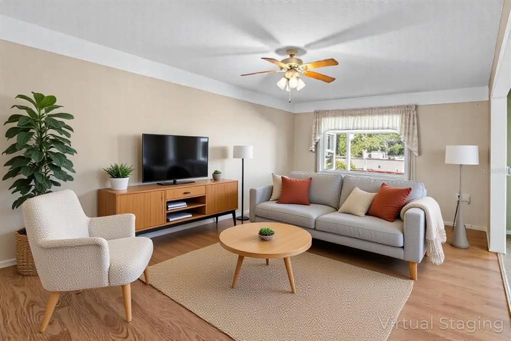 На продажу: $225,000 (2 спален, 2 ванн, 1393 Квадратных фут)