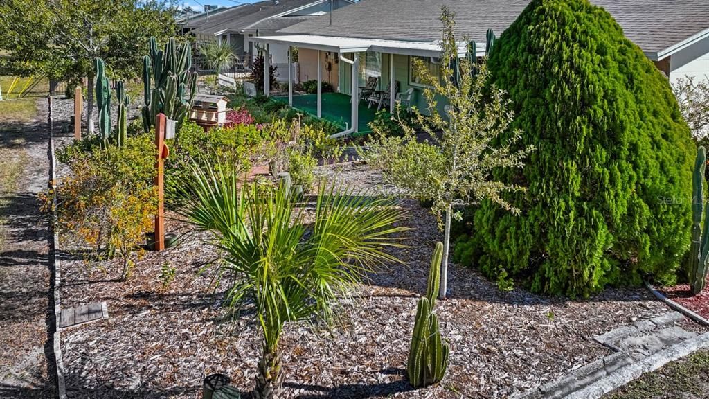 На продажу: $225,000 (2 спален, 2 ванн, 1393 Квадратных фут)