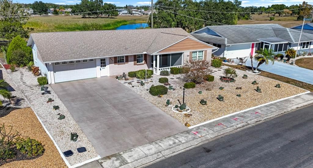 На продажу: $225,000 (2 спален, 2 ванн, 1393 Квадратных фут)