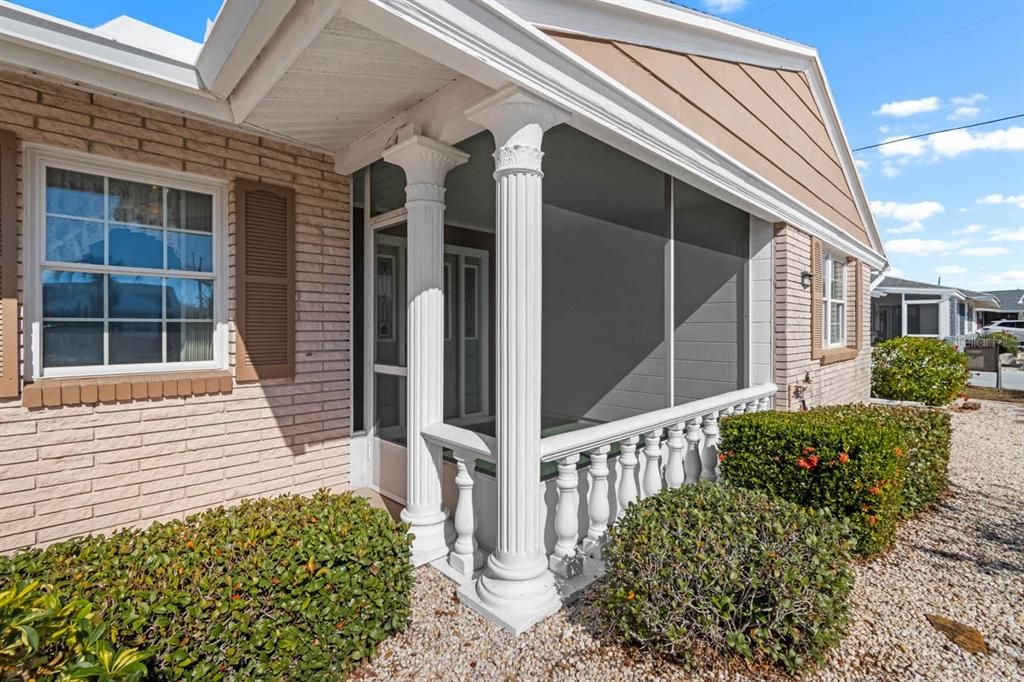 На продажу: $225,000 (2 спален, 2 ванн, 1393 Квадратных фут)