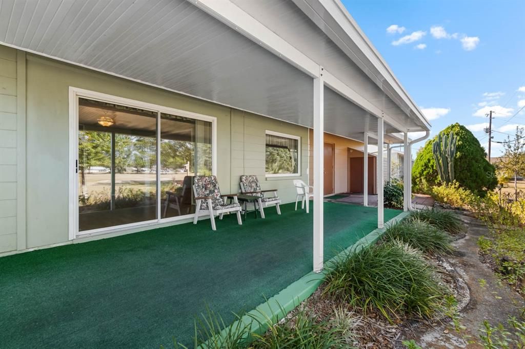 На продажу: $225,000 (2 спален, 2 ванн, 1393 Квадратных фут)