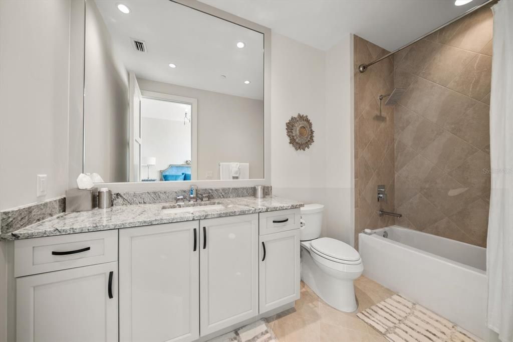 For Sale: $4,250,000 (3 beds, 3 baths, 3680 Square Feet)