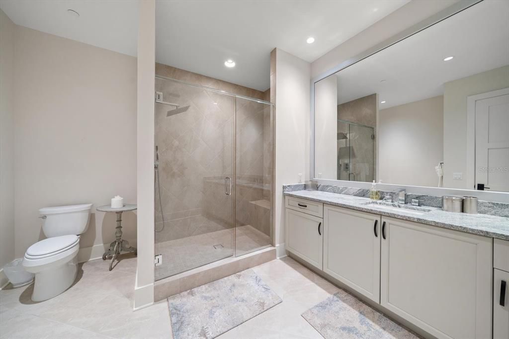 For Sale: $4,250,000 (3 beds, 3 baths, 3680 Square Feet)