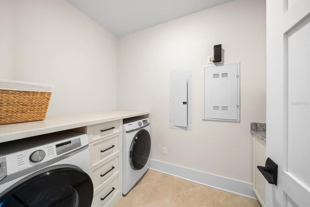 For Sale: $4,250,000 (3 beds, 3 baths, 3680 Square Feet)