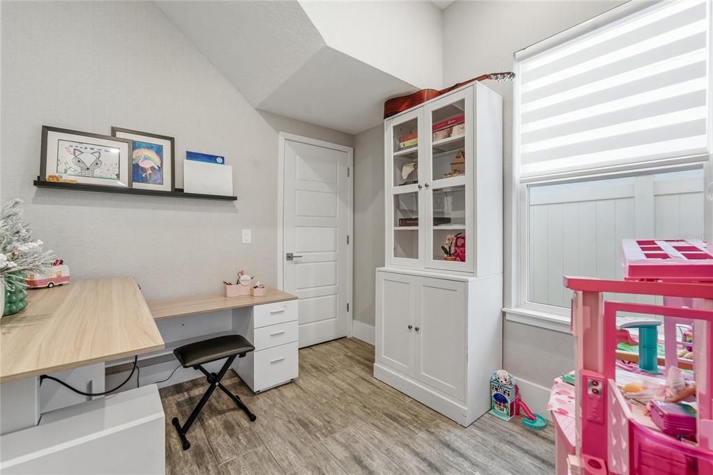 待售: $820,000 (4 贝兹, 3 浴室, 2665 平方英尺)